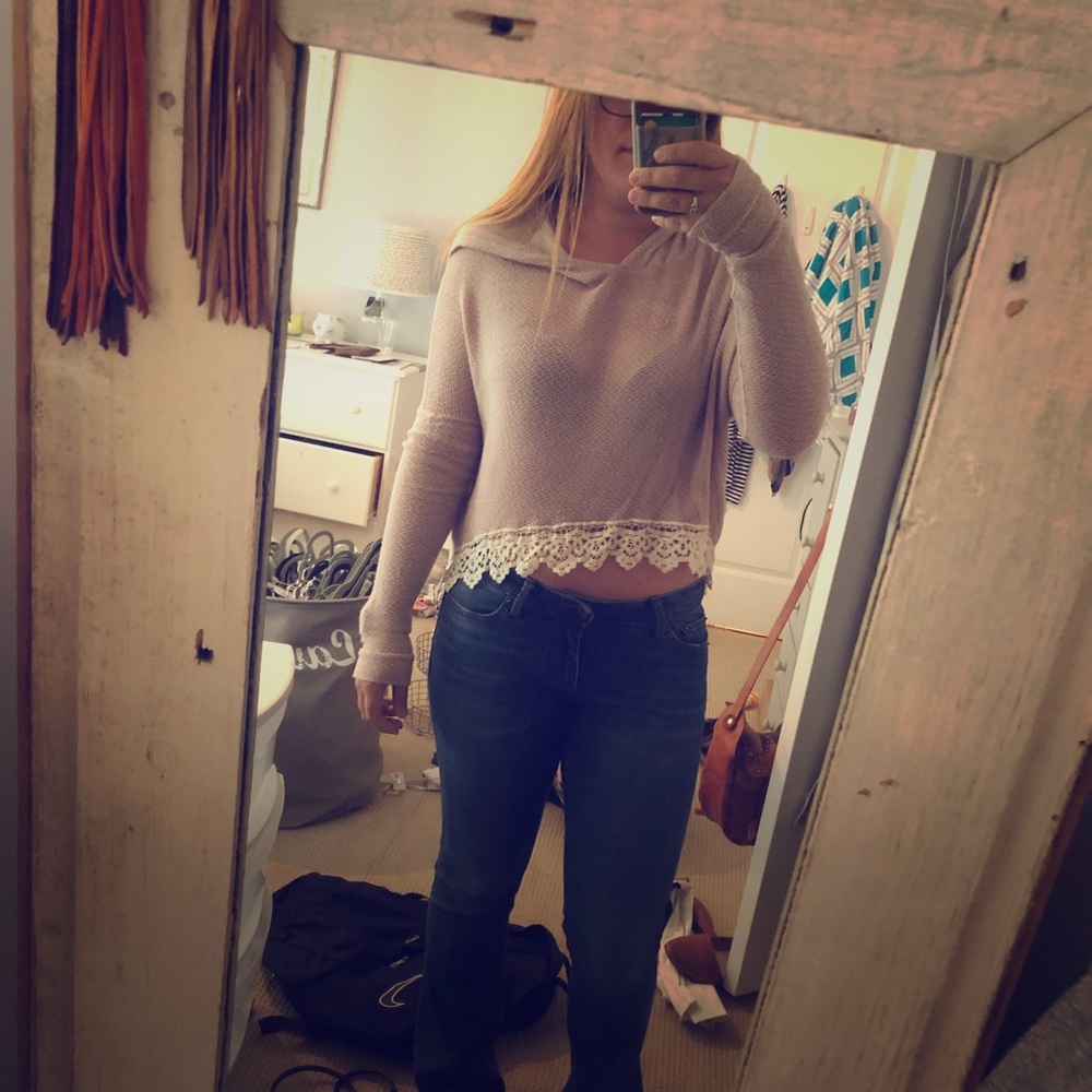 Abercrombie cropped hoodie
